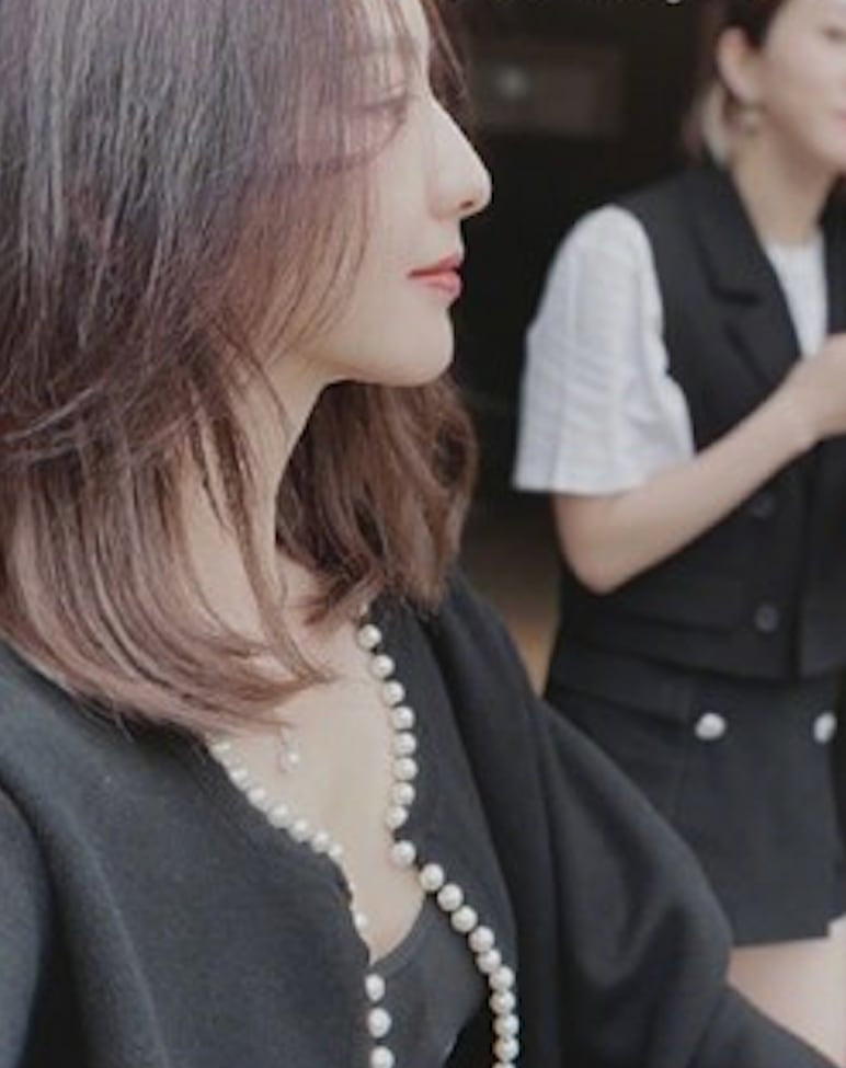 【動画あり】パールデザインニットカーディガン　２色展開 - select store mirror me【動画あり】パールデザインニットカーディガン　２色展開select store mirror meselect store mirror me250387599ホワイトS