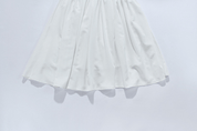 【2025春夏新作】繊細レース　プリーツタック ホワイトワンピース - select store mirror me【2025春夏新作】繊細レース　プリーツタック ホワイトワンピースselect store mirror meselect store mirror meS
