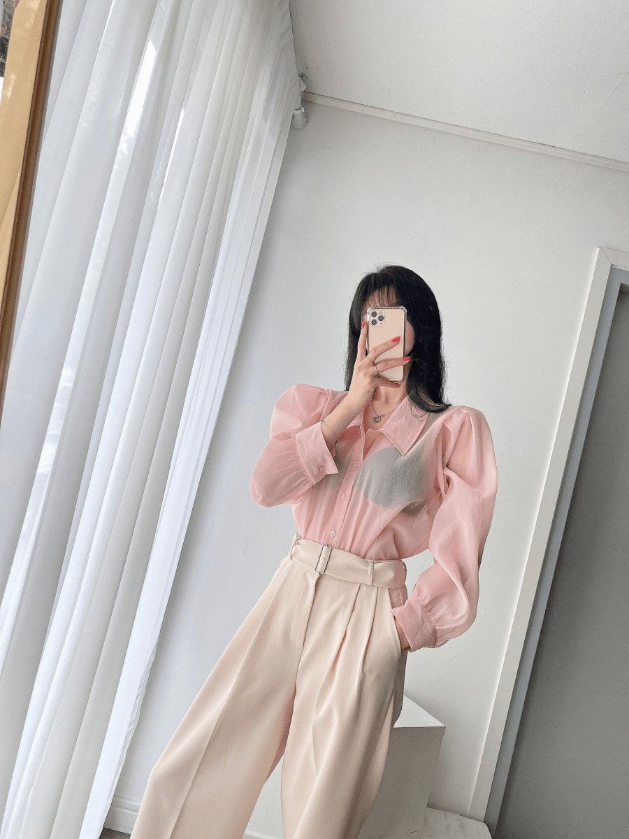 【2025春夏新作】フェミニンシアーシャツ　2色展開 - select store mirror me【2025春夏新作】フェミニンシアーシャツ　2色展開select store mirror meselect store mirror meブラック
