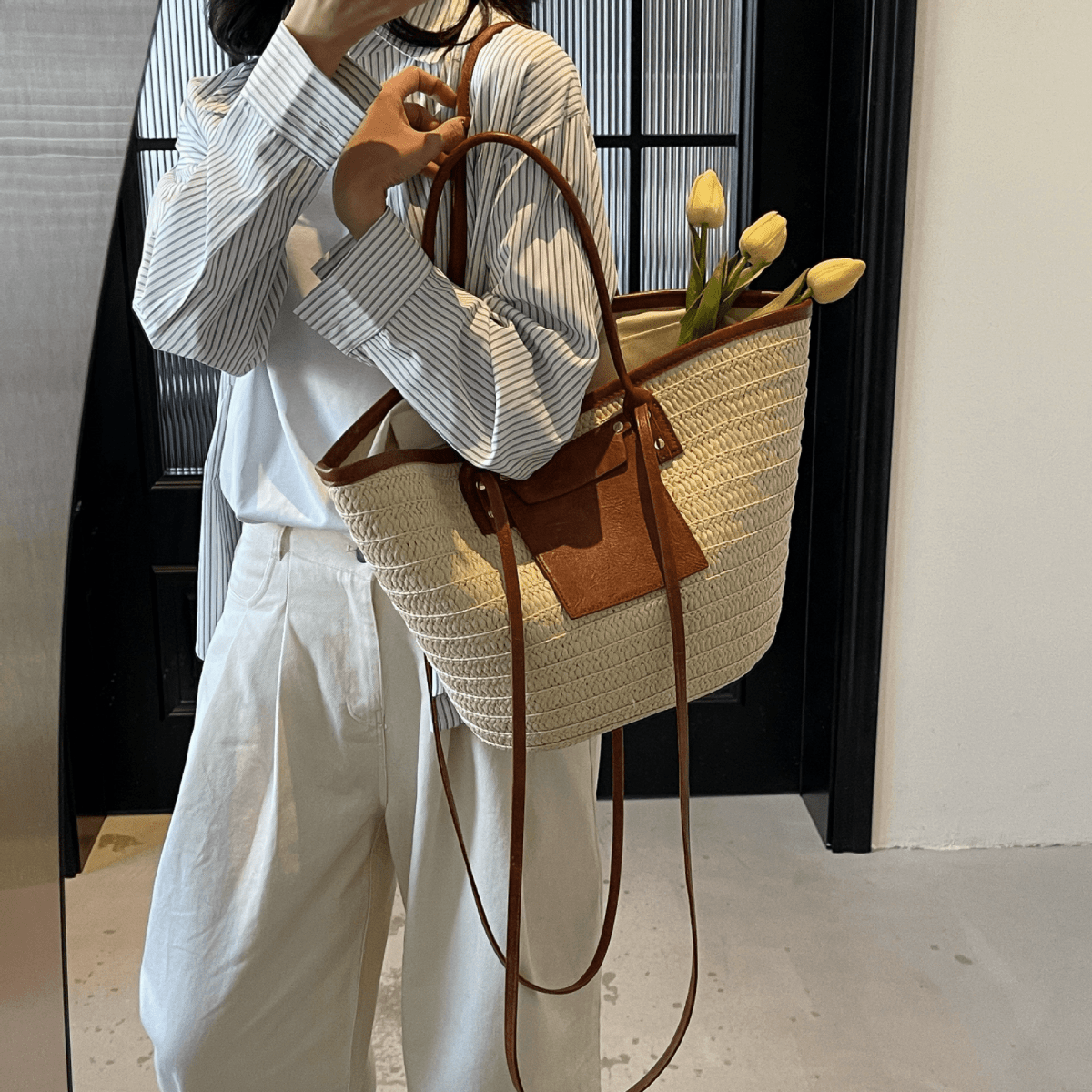 【2025春夏新作】大きめ麦わら風トートバッグ　２色展開 - select store mirror me【2025春夏新作】大きめ麦わら風トートバッグ　２色展開select store mirror meselect store mirror meカーキ