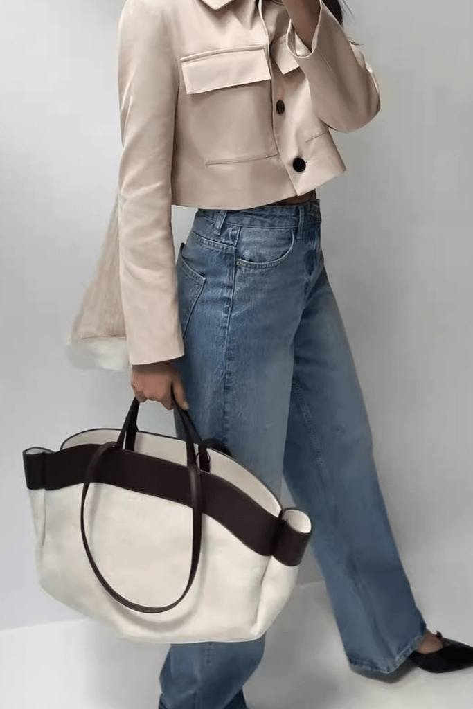 ME:I THIS IS ME:I キャンバスバッグ 英字ロゴ入りキャンバス