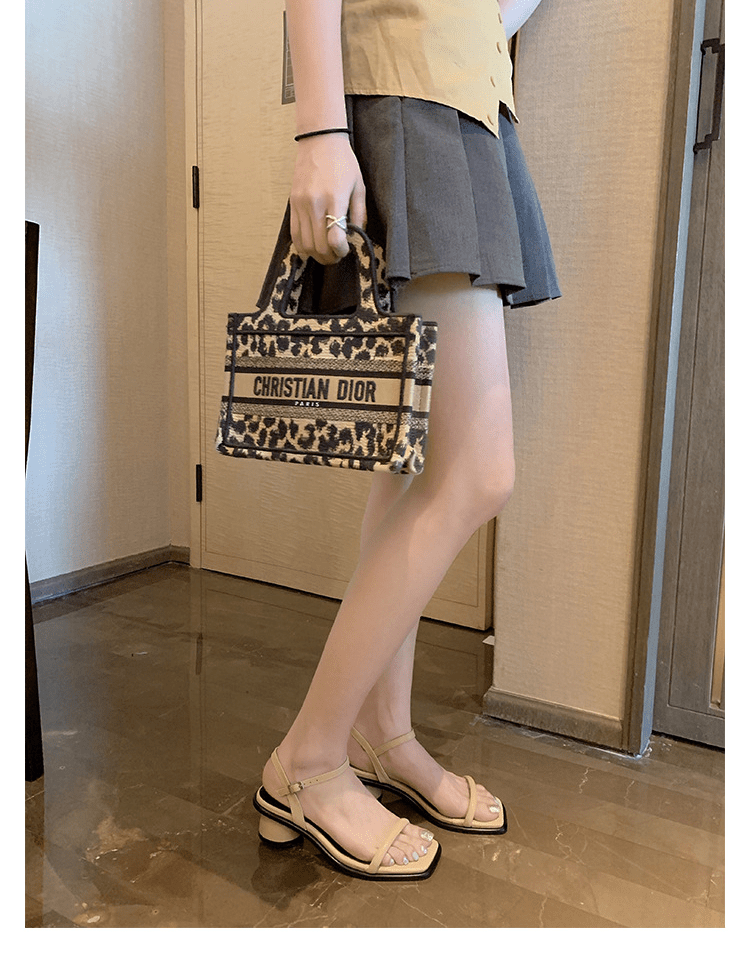 【2025春夏新作】ワンストラップスクエアサンダル - select store mirror me【2025春夏新作】ワンストラップスクエアサンダルselect store mirror meselect store mirror me22.5cmホワイト