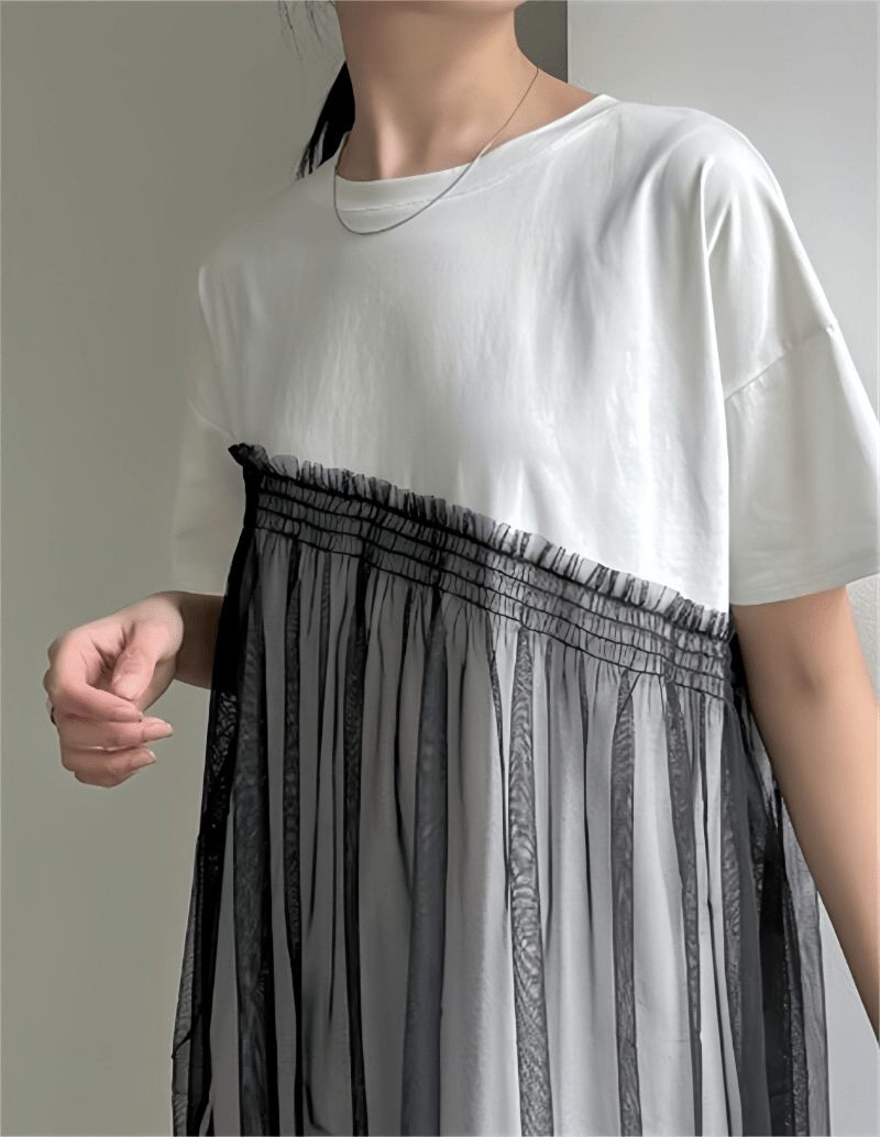 【2025春夏新作】チュールドッキングビスチェライクTシャツ【3色展開】 - select store mirror me【2025春夏新作】チュールドッキングビスチェライクTシャツ【3色展開】select store mirror meselect store mirror meホワイト×ブラックFREE