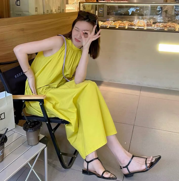 ビビットイエローホルターネックワンピース - select store mirror meビビットイエローホルターネックワンピース208031282mirror meselect store mirror me208031282S