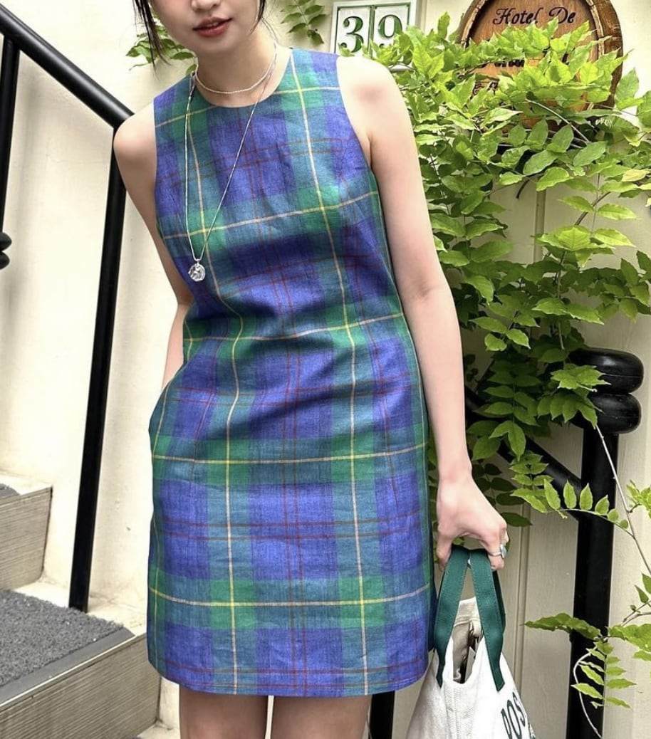 【動画あり】美ラインブルーチャックミニワンピース - select store mirror me【動画あり】美ラインブルーチャックミニワンピース209194128mirror meselect store mirror me209194128S