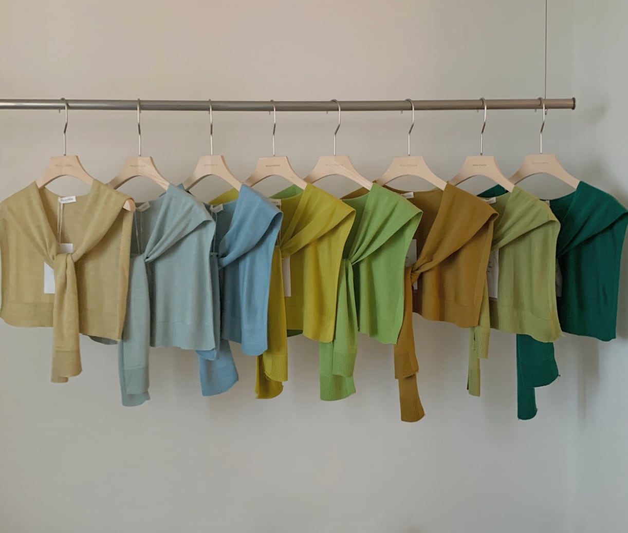 カモフラージュ肩掛けニットアクセサリー　２１色展開 - select store mirror meカモフラージュ肩掛けニットアクセサリー　２１色展開202404588mirror meselect store mirror me202404588ホワイト