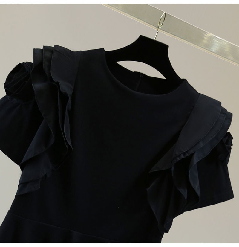 【新作】ボリュームフリルペプラムトップス - select store mirror me【新作】ボリュームフリルペプラムトップス238870734mirror meselect store mirror me238870734白 サイズ:S