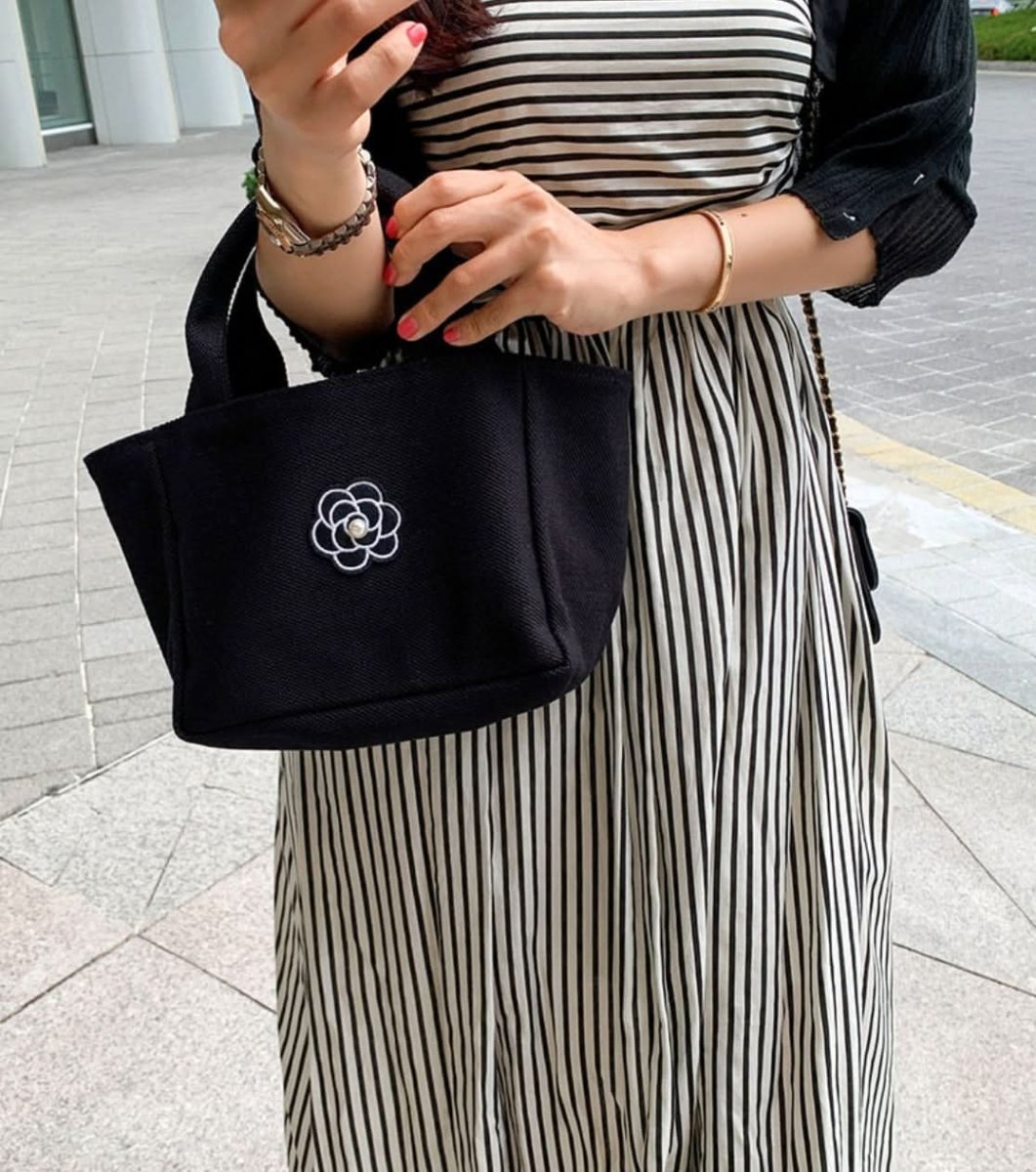 ＜インスタグラマー様ご愛用＞【大人気】ボーダー＆ストライプリボンフレアワンピース - select store mirror me＜インスタグラマー様ご愛用＞【大人気】ボーダー＆ストライプリボンフレアワンピース243767417mirror meselect store mirror me243767417S