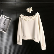 オフショルダーフリルスウェット