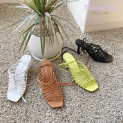 ＜取り外し可能ストラップ＞メッシュデザイン２WAYヒールサンダル　４色展開 - select store mirror me＜取り外し可能ストラップ＞メッシュデザイン２WAYヒールサンダル　４色展開109560441mirror meselect store mirror me109560441ホワイト 22.5cm