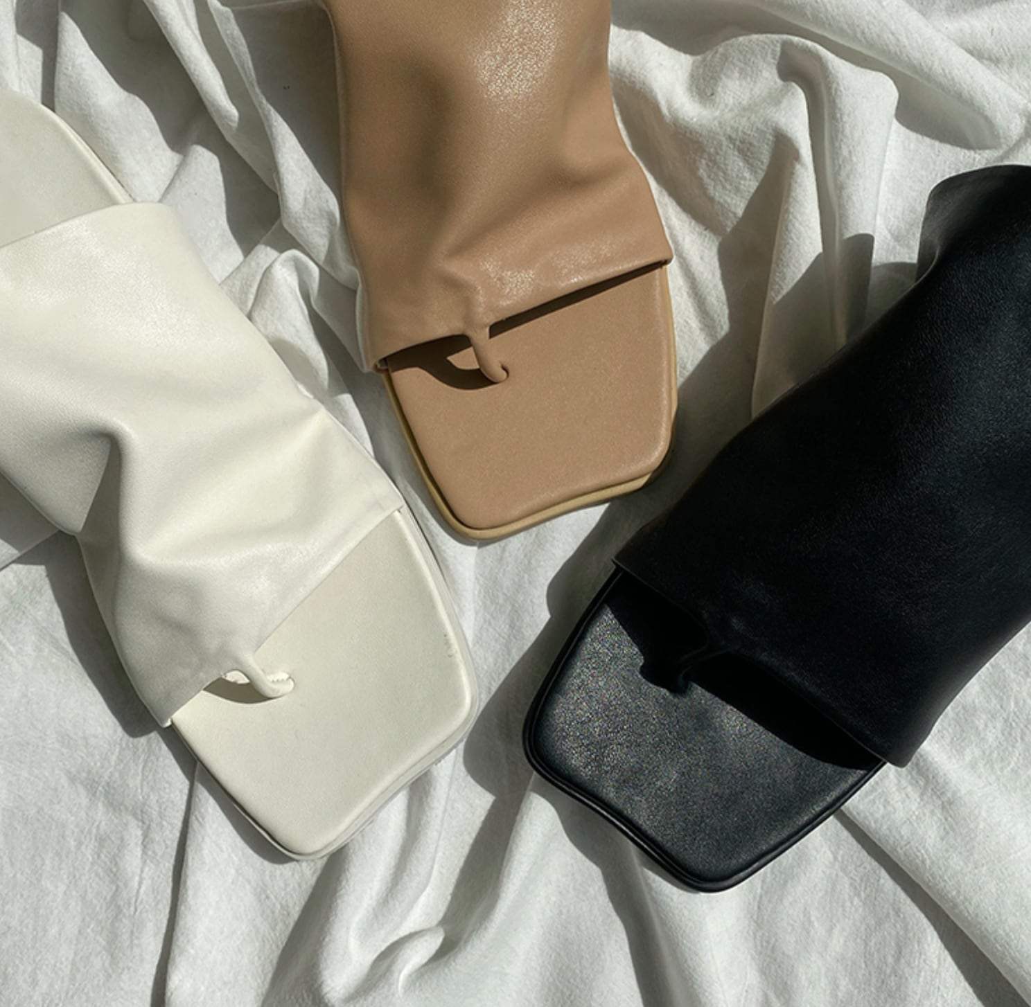 スクエアトゥシワ加工デザインフラットサンダル　３色展開 - select store mirror meスクエアトゥシワ加工デザインフラットサンダル　３色展開102619554mirror meselect store mirror me102619554ホワイト 22.5cm