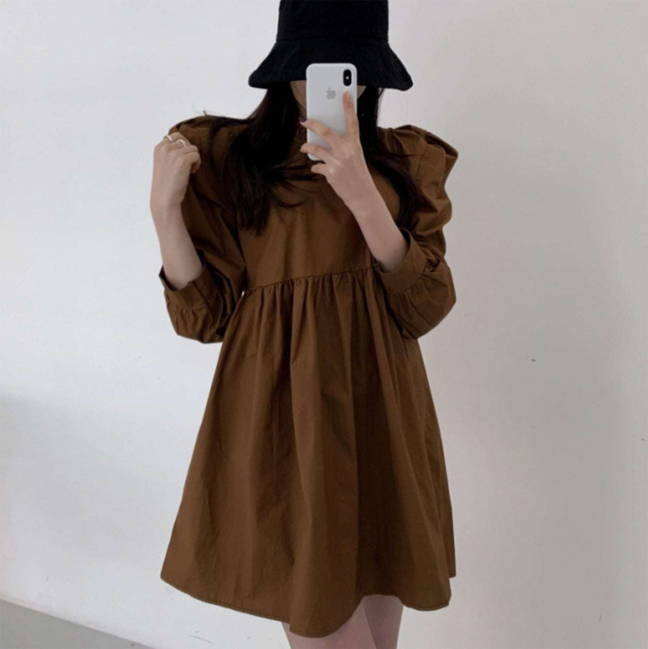 パフスリーブハイネックミニ丈ワンピース　３色展開 - select store mirror meパフスリーブハイネックミニ丈ワンピース　３色展開111495318mirror meselect store mirror me111495318ホワイト