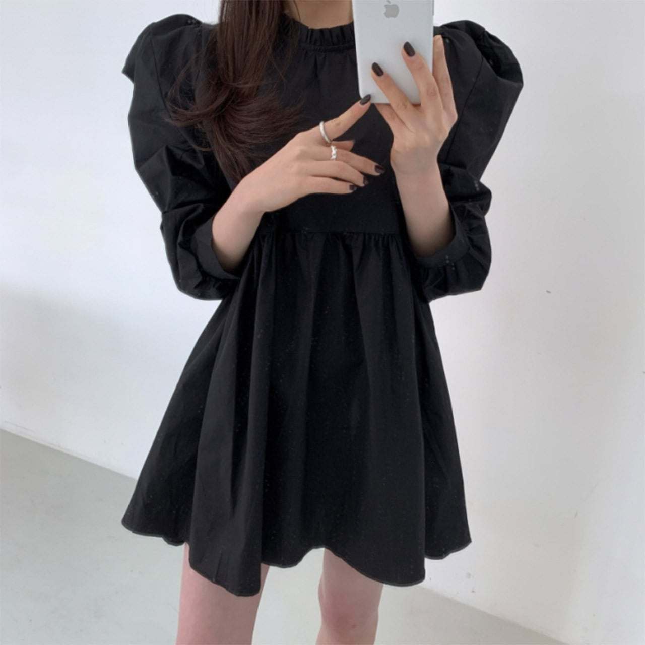 パフスリーブハイネックミニ丈ワンピース　３色展開 - select store mirror meパフスリーブハイネックミニ丈ワンピース　３色展開111495318mirror meselect store mirror me111495318ホワイト