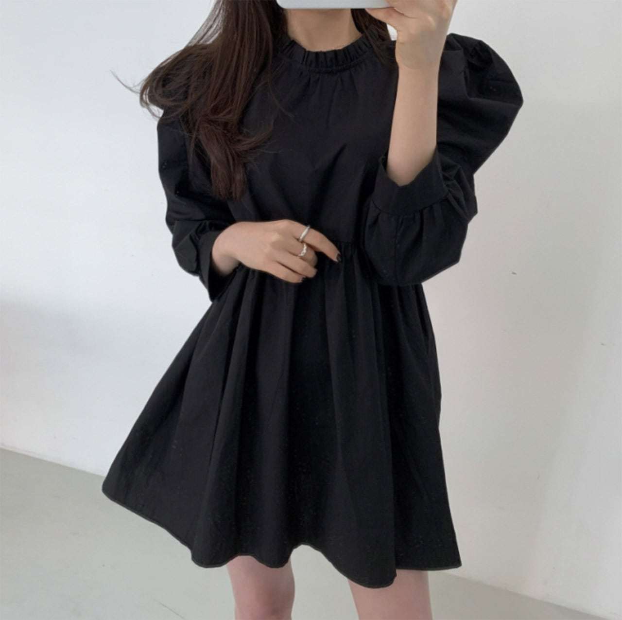 パフスリーブハイネックミニ丈ワンピース　３色展開 - select store mirror meパフスリーブハイネックミニ丈ワンピース　３色展開111495318mirror meselect store mirror me111495318ホワイト