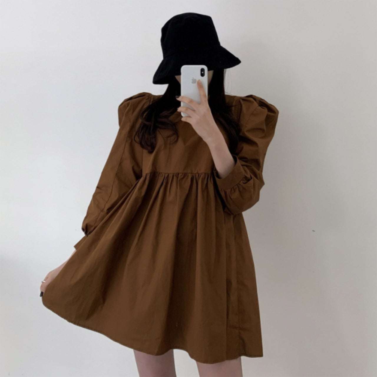 パフスリーブハイネックミニ丈ワンピース　３色展開 - select store mirror meパフスリーブハイネックミニ丈ワンピース　３色展開111495318mirror meselect store mirror me111495318ホワイト