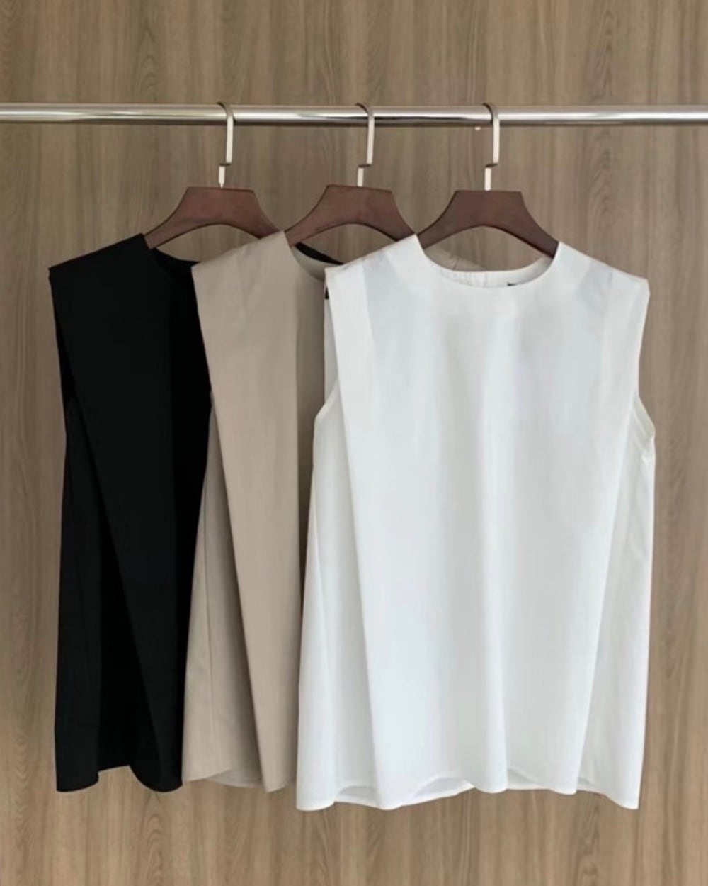 バックボタンデザインフレンチスリーブトップス　３色展開 - select store mirror meバックボタンデザインフレンチスリーブトップス　３色展開140557473mirror meselect store mirror me140557473ホワイト