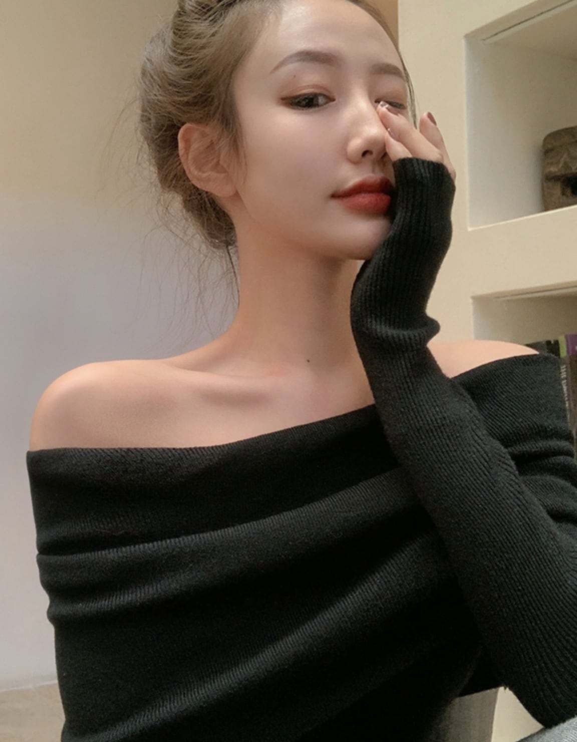 【動画あり】セクシーオフショルダーロングスリーブニット　３色展開 - select store mirror me【動画あり】セクシーオフショルダーロングスリーブニット　３色展開147047180mirror meselect store mirror me147047180ベージュ