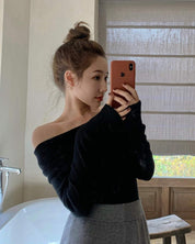 【動画あり】セクシーオフショルダーロングスリーブニット　３色展開 - select store mirror me【動画あり】セクシーオフショルダーロングスリーブニット　３色展開147047180mirror meselect store mirror me147047180ベージュ