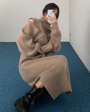 【動画あり】ショルダーカットボリュームニットワンピース　３色展開 - select store mirror me【動画あり】ショルダーカットボリュームニットワンピース　３色展開147572412mirror meselect store mirror me147572412オフホワイト