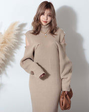 【動画あり】ショルダーカットボリュームニットワンピース　３色展開 - select store mirror me【動画あり】ショルダーカットボリュームニットワンピース　３色展開147572412mirror meselect store mirror me147572412オフホワイト