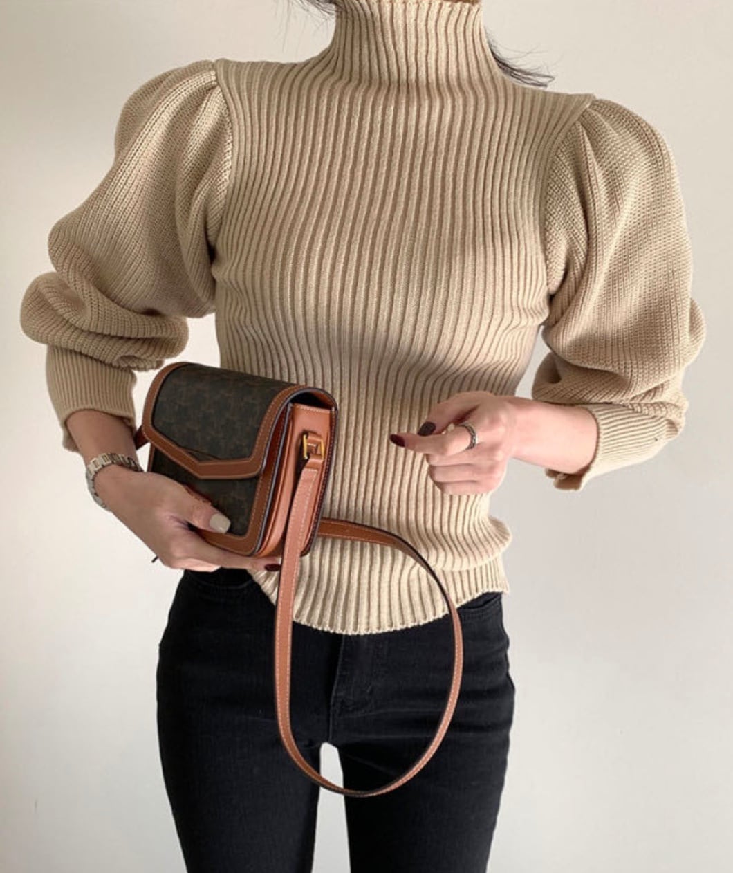 【上質ウール】タートルネック切り替えスリーブ美ラインニット　３色展開 - select store mirror me【上質ウール】タートルネック切り替えスリーブ美ラインニット　３色展開163661176mirror meselect store mirror me163661176ホワイト