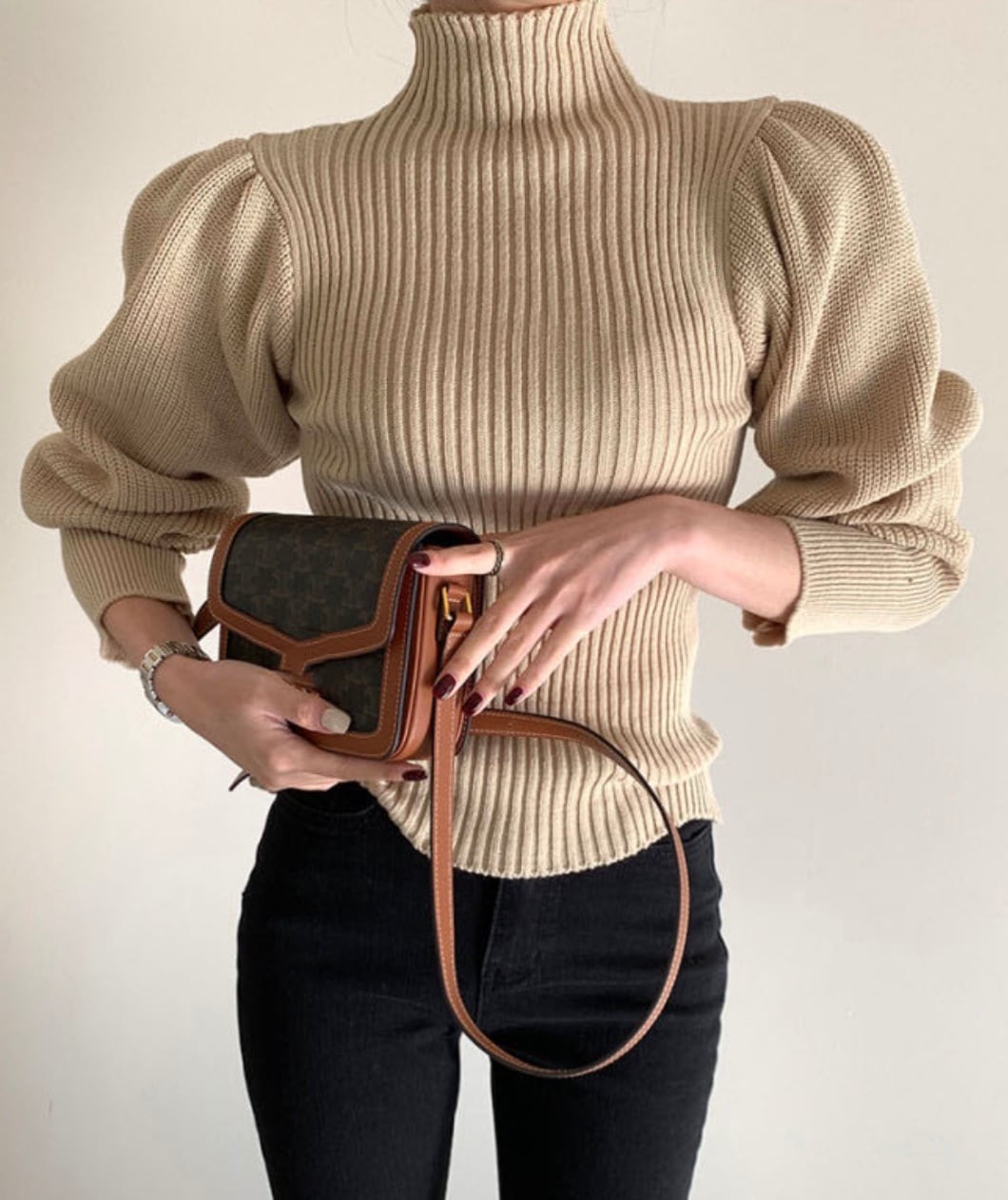 【上質ウール】タートルネック切り替えスリーブ美ラインニット　３色展開 - select store mirror me【上質ウール】タートルネック切り替えスリーブ美ラインニット　３色展開163661176mirror meselect store mirror me163661176ホワイト
