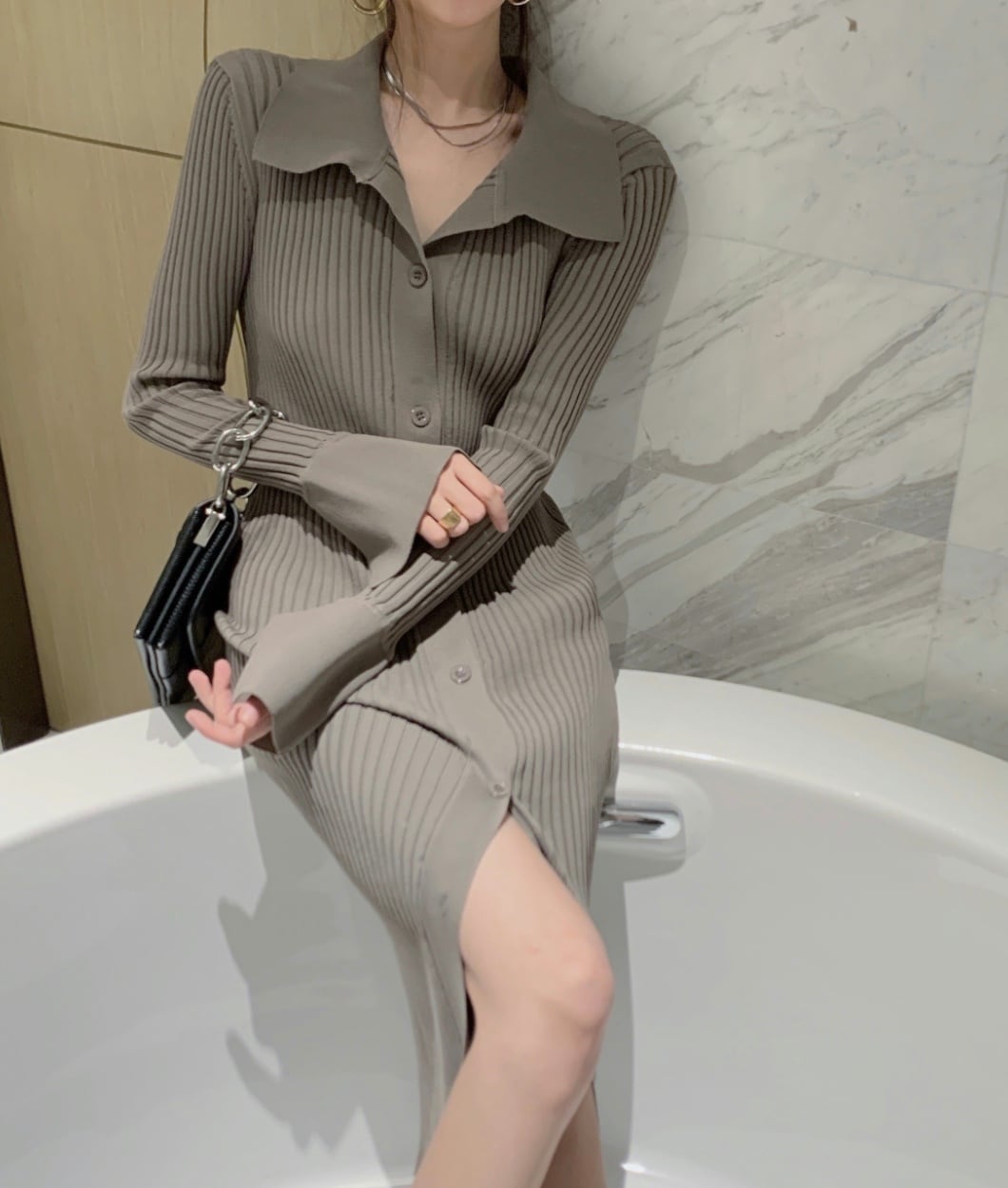 ＜インスタグラマー様ご愛用＞襟付き袖フレア切り替えリブニットワンピース　３色展開 - select store mirror me＜インスタグラマー様ご愛用＞襟付き袖フレア切り替えリブニットワンピース　３色展開164237672mirror meselect store mirror me164237672マスタード S