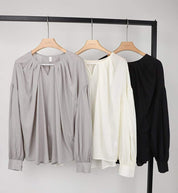 【動画あり】トライアングルカットブラウス　３色展開 - select store mirror me【動画あり】トライアングルカットブラウス　３色展開190034049mirror meselect store mirror me190034049ホワイト