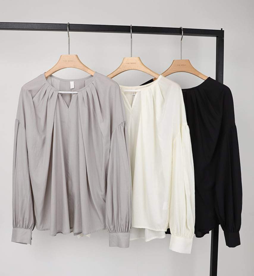 【動画あり】トライアングルカットブラウス　３色展開 - select store mirror me【動画あり】トライアングルカットブラウス　３色展開190034049mirror meselect store mirror me190034049ホワイト