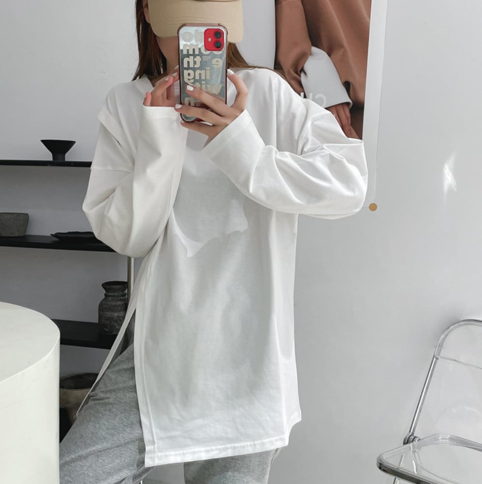 デザインスリットロングトップス　３色展開 - select store mirror meデザインスリットロングトップス　３色展開190130575mirror meselect store mirror me190130575ホワイト