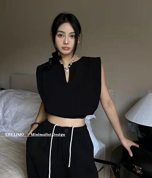 【動画あり】ノースリーブクロップド丈トップス＆スカートセットアップ　３色展開 - select store mirror me【動画あり】ノースリーブクロップド丈トップス＆スカートセットアップ　３色展開201651716mirror meselect store mirror me201651716ホワイト