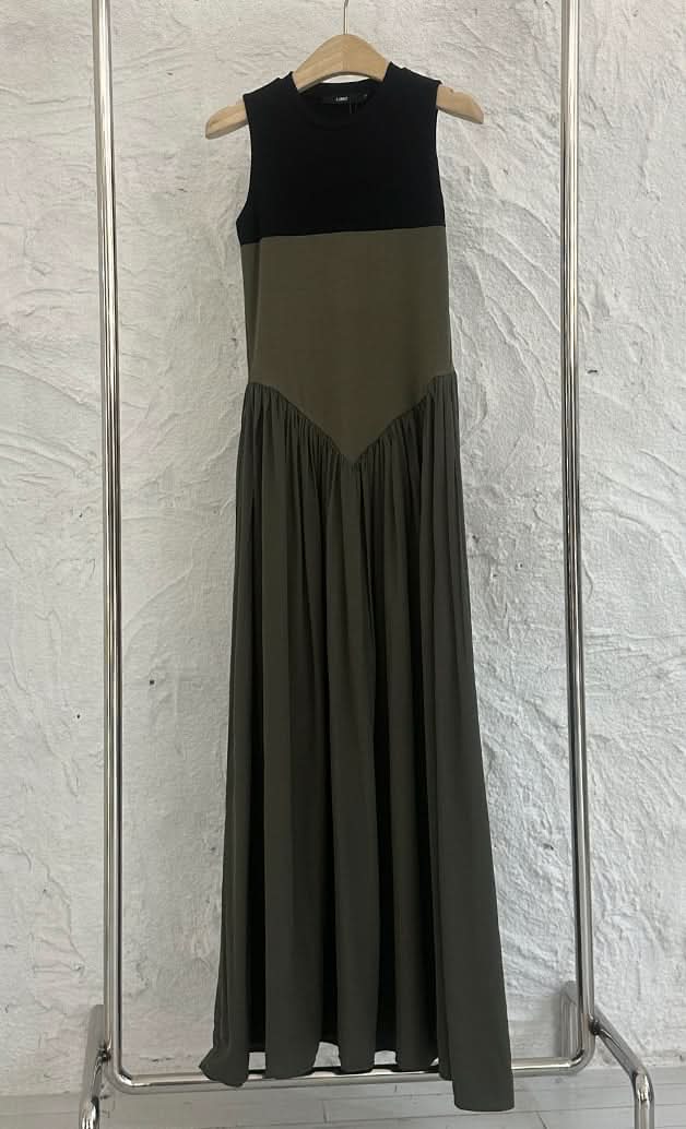 【動画あり】バイカラー切り替えタンクフレアワンピース　３色展開 - select store mirror me【動画あり】バイカラー切り替えタンクフレアワンピース　３色展開201798590mirror meselect store mirror me201798590カーキS