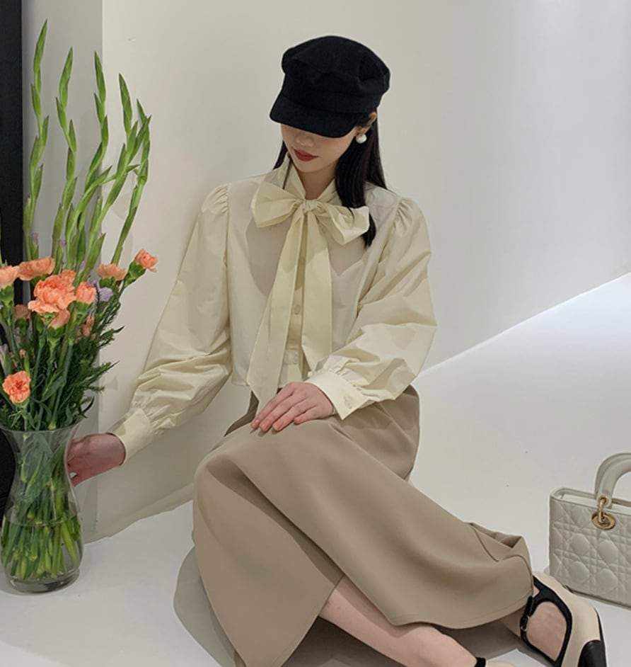 【動画あり】ビッグリボンクロップド丈ブラウス　３色展開 - select store mirror me【動画あり】ビッグリボンクロップド丈ブラウス　３色展開201818798mirror meselect store mirror me201818798ホワイトS