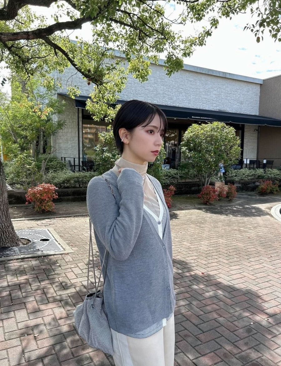 ＜インスタグラマー様ご愛用＞【動画あり】重ね着風バイカラーカーディガン　３色展開 - select store mirror me＜インスタグラマー様ご愛用＞【動画あり】重ね着風バイカラーカーディガン　３色展開218991829mirror meselect store mirror me218991829ライトグレー