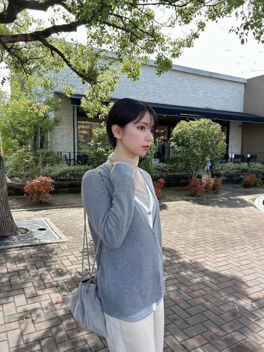 ＜インスタグラマー様ご愛用＞【動画あり】重ね着風バイカラーカーディガン　３色展開 mirror me