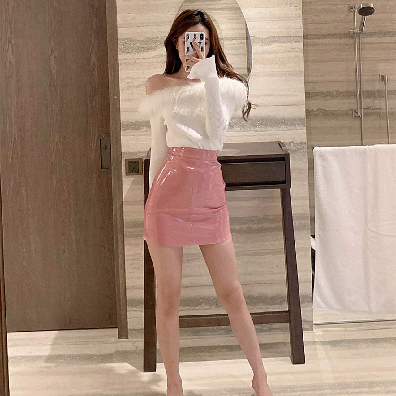 ＜インスタグラマー様ご愛用＞【動画あり】ボリュームファーネックスリットニットトップス　３色展開 - select store mirror me＜インスタグラマー様ご愛用＞【動画あり】ボリュームファーネックスリットニットトップス　３色展開76987381mirror meselect store mirror me76987381ホワイト