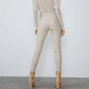 ＜即納あり＞【動画あり】裾ジップ付きエコレザースキニーレザーパンツ　３色展開 - select store mirror me＜即納あり＞【動画あり】裾ジップ付きエコレザースキニーレザーパンツ　３色展開85268241mirror meselect store mirror me85268241【即納】ベージュ XS