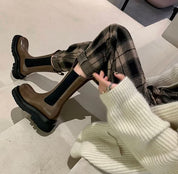 【動画あり】リアルレザーサイドゴアミディアムブーツ　３色＆２タイプ展開 - select store mirror me【動画あり】リアルレザーサイドゴアミディアムブーツ　３色＆２タイプ展開188701282mirror meselect store mirror me188701282ホワイト×スタンダードタイプ22.5cm