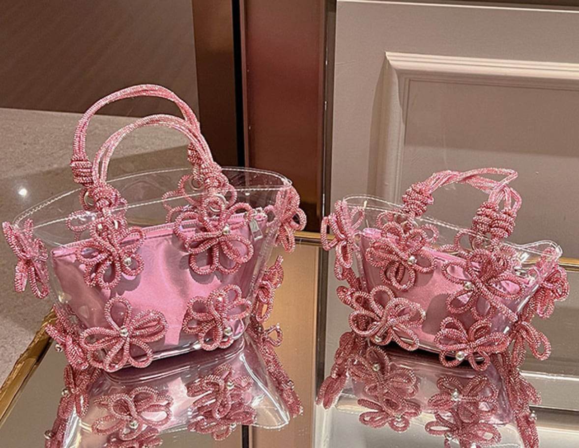 【動画あり】フラワービジューハイデザインクリアバッグ　３種３色展開 - select store mirror me【動画あり】フラワービジューハイデザインクリアバッグ　３種３色展開206542803mirror meselect store mirror me206542803シルバー×小サイズ