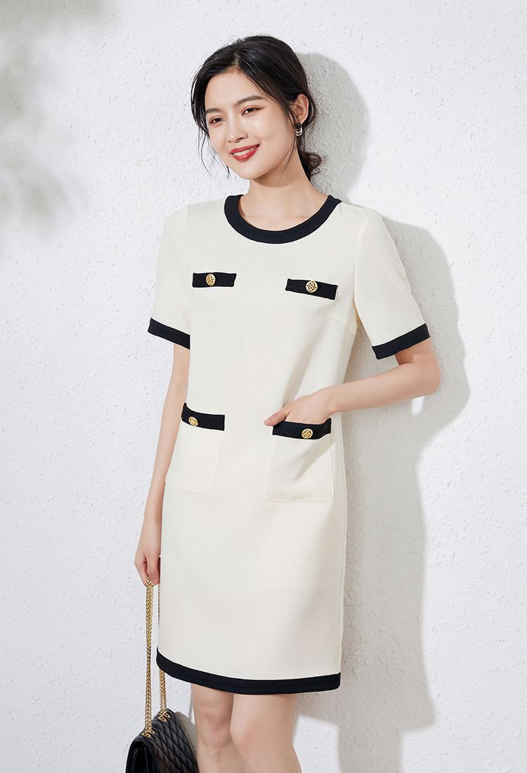 ステッチエレガントワンピース