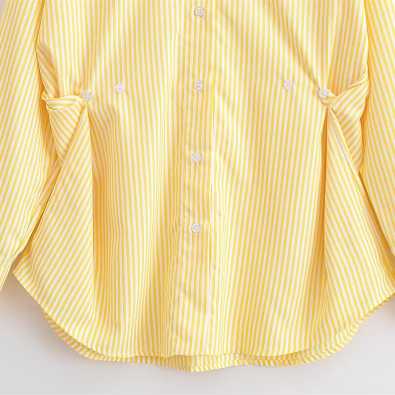 ウエストボタンデザインストライプシャツ