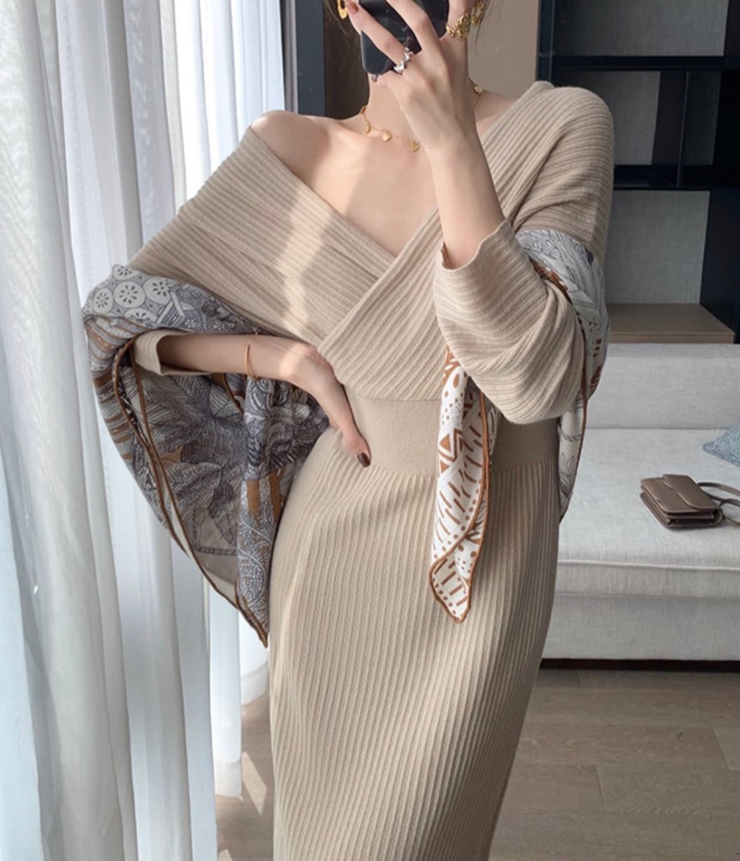 【入荷早々殿堂入り】クロスネックオフショルダー美ラインワンピース　４色展開 - select store mirror me【入荷早々殿堂入り】クロスネックオフショルダー美ラインワンピース　４色展開162064992mirror meselect store mirror me162064992ベージュ