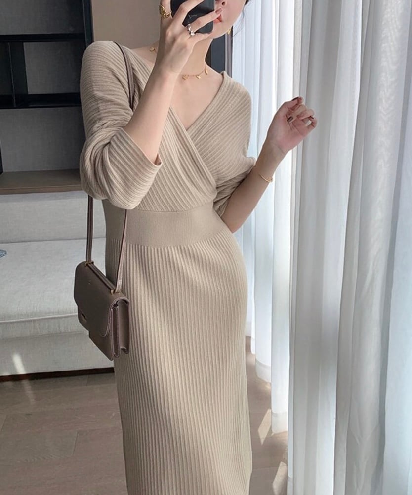 【入荷早々殿堂入り】クロスネックオフショルダー美ラインワンピース　４色展開 - select store mirror me【入荷早々殿堂入り】クロスネックオフショルダー美ラインワンピース　４色展開162064992mirror meselect store mirror me162064992ベージュ