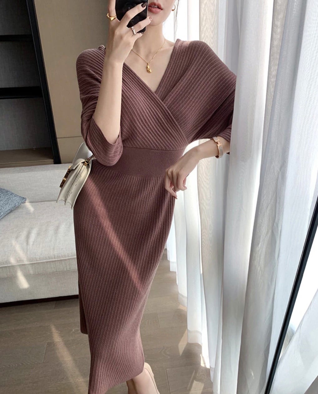 【入荷早々殿堂入り】クロスネックオフショルダー美ラインワンピース　４色展開 - select store mirror me【入荷早々殿堂入り】クロスネックオフショルダー美ラインワンピース　４色展開162064992mirror meselect store mirror me162064992ベージュ
