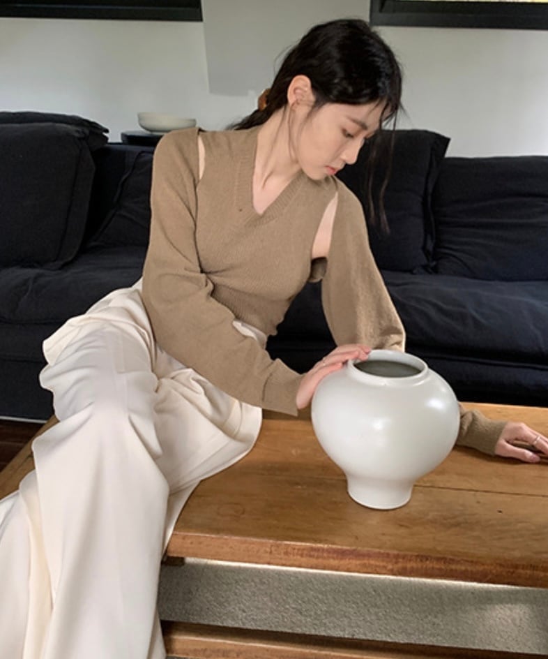 【動画あり】ショルダーカットバックオープンニット　４色展開 - select store mirror me【動画あり】ショルダーカットバックオープンニット　４色展開200256443mirror meselect store mirror me200256443アイボリー