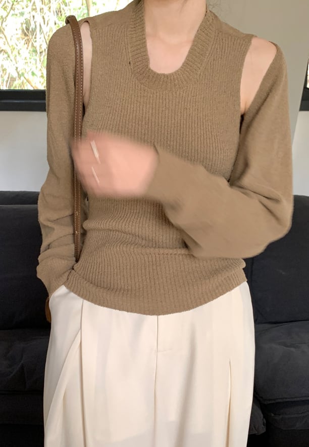 【動画あり】ショルダーカットバックオープンニット　４色展開 - select store mirror me【動画あり】ショルダーカットバックオープンニット　４色展開200256443mirror meselect store mirror me200256443アイボリー
