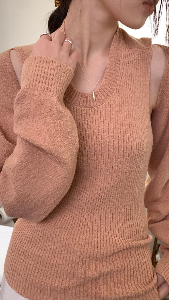 【動画あり】ショルダーカットバックオープンニット　４色展開 - select store mirror me【動画あり】ショルダーカットバックオープンニット　４色展開200256443mirror meselect store mirror me200256443アイボリー