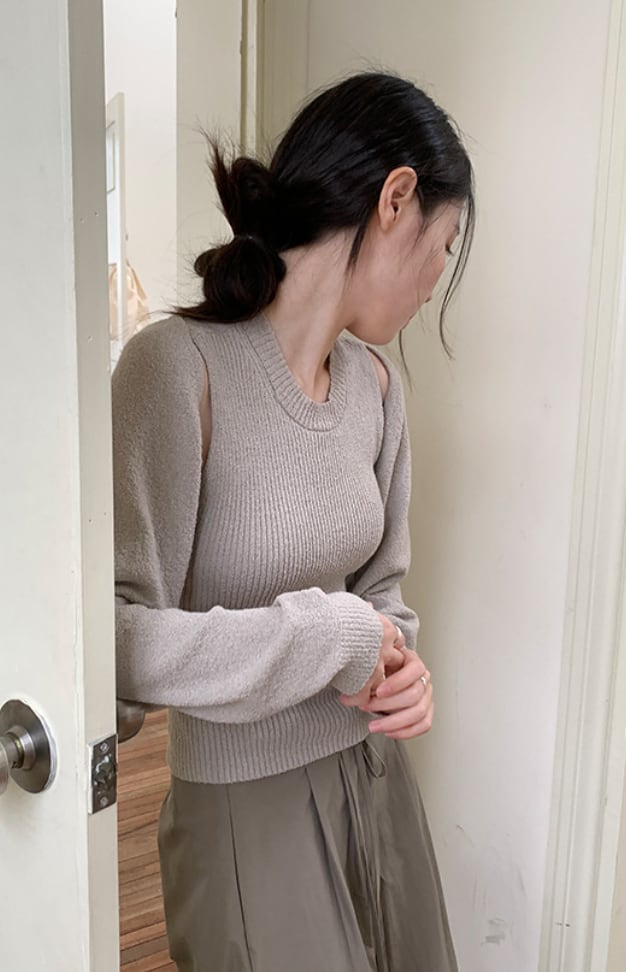 【動画あり】ショルダーカットバックオープンニット　４色展開 - select store mirror me【動画あり】ショルダーカットバックオープンニット　４色展開200256443mirror meselect store mirror me200256443アイボリー