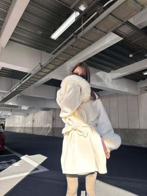 ＜インスタグラマー様ご愛用＞　高品質ウールホワイトショートファーコート