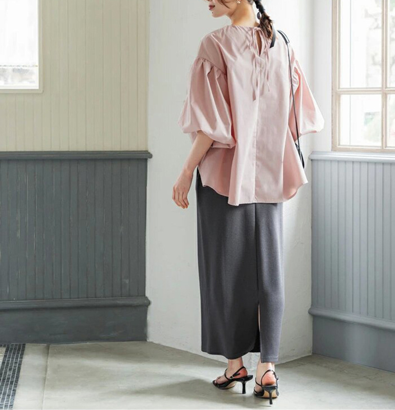 パフスリーブライトカラーシャツ